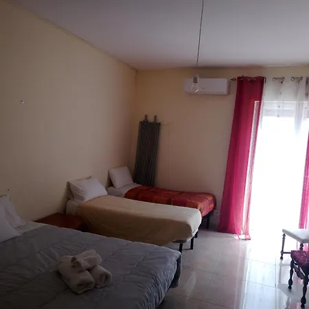 Guest house Parking Free *